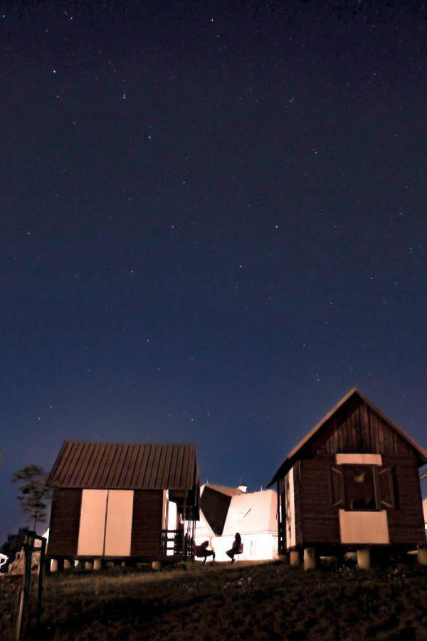 Camping V Raji - Palda Rovensko pod Troskami Екстер'єр фото