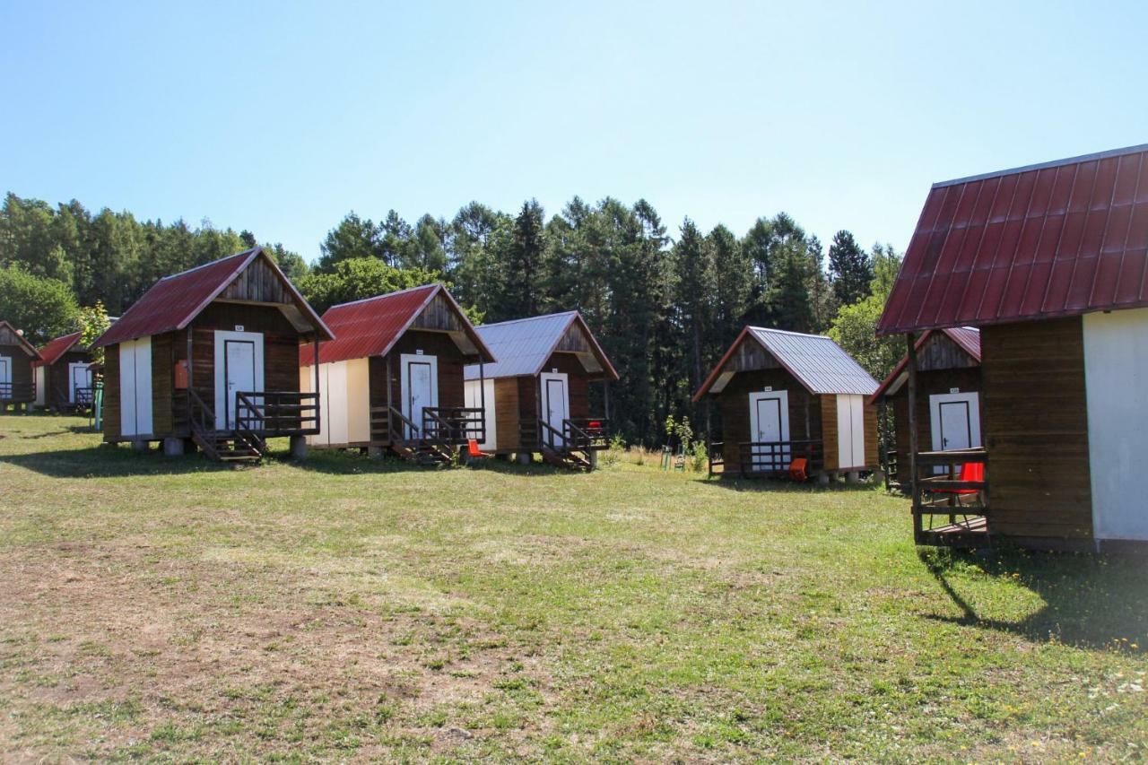 Camping V Raji - Palda Rovensko pod Troskami Екстер'єр фото